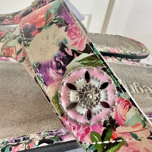 Alegria Carina Lighten Up Thong Floral Sandals Size EU 38 US 8-8.5 - Picture 7 of 12